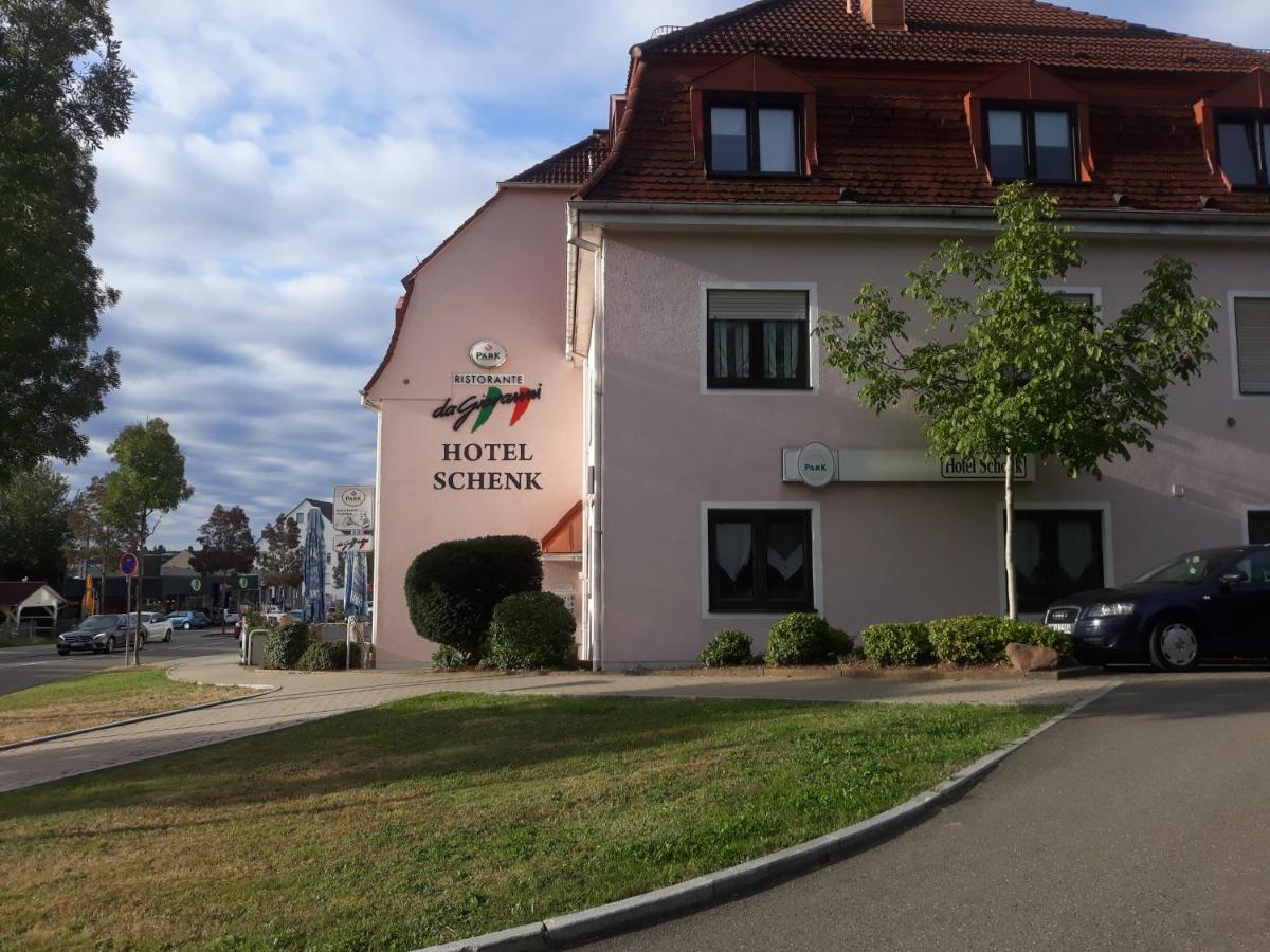 Hotel Schenk Pirmasens Esterno foto